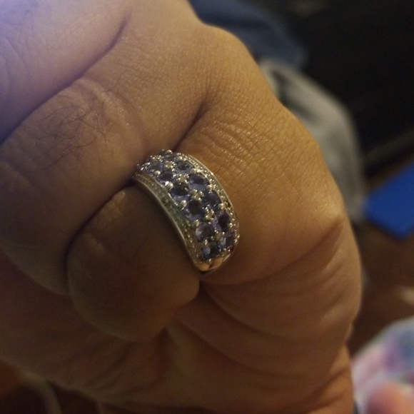 Silver ring - Picture 2 of 2